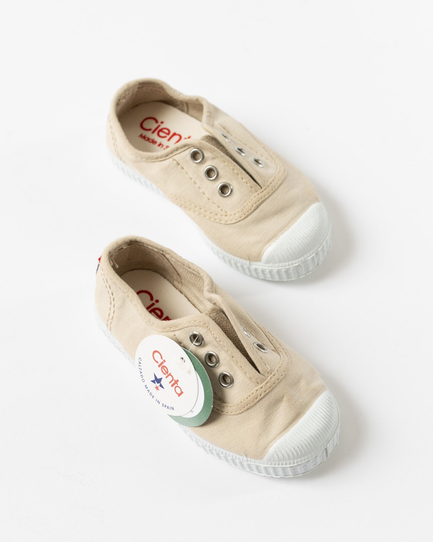 Cienta 70997.13 Canvas Slip-On in Sand