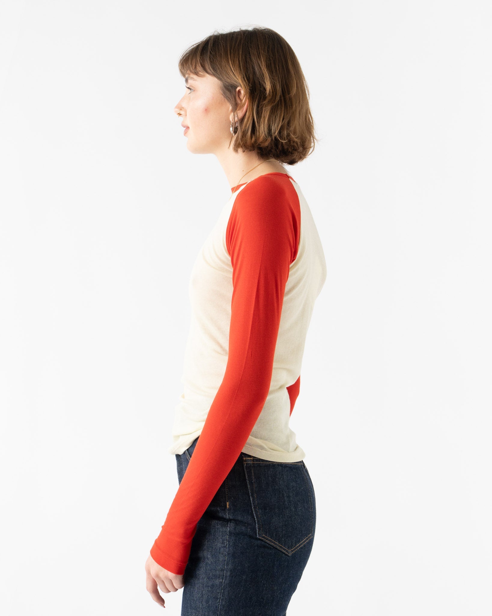 Auralee Super High Gauge Sheer Rib Raglan Pullover in Ivory x Red